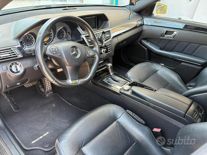 Usata Mercedes E250 204 CV (150 kW) 2011 Bianco Berlina
