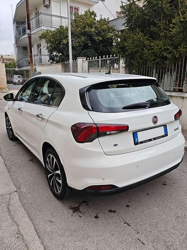 Usata Fiat Tipo Lounge 120 CV (88 kW) 2018 Bianco Berlina