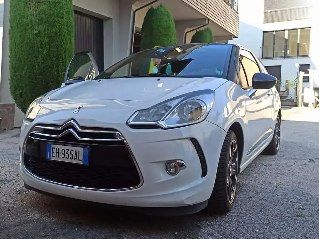 Usata Citroën DS3 Sport Chic 156 CV (114 kW) 2011 Bianco Utilitaria
