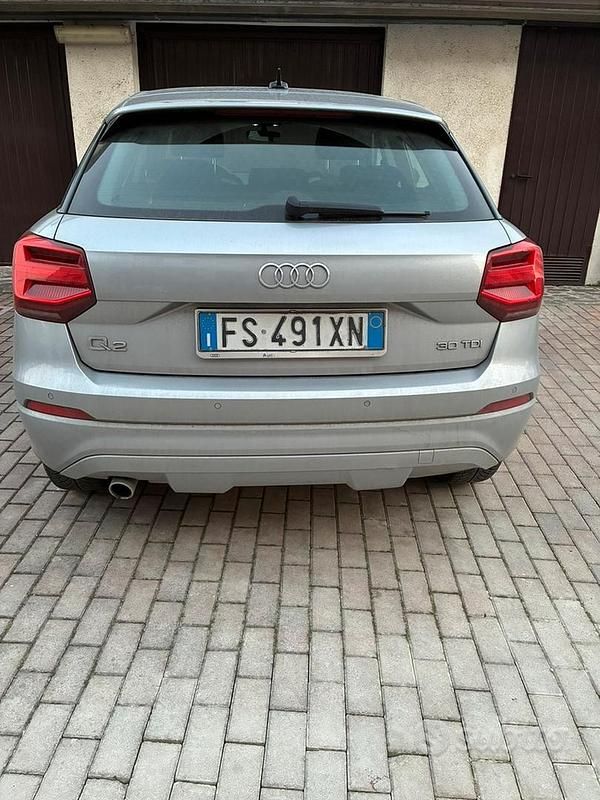Usata Audi Q2 120 CV (88 kW) 2018 Grigio SUV