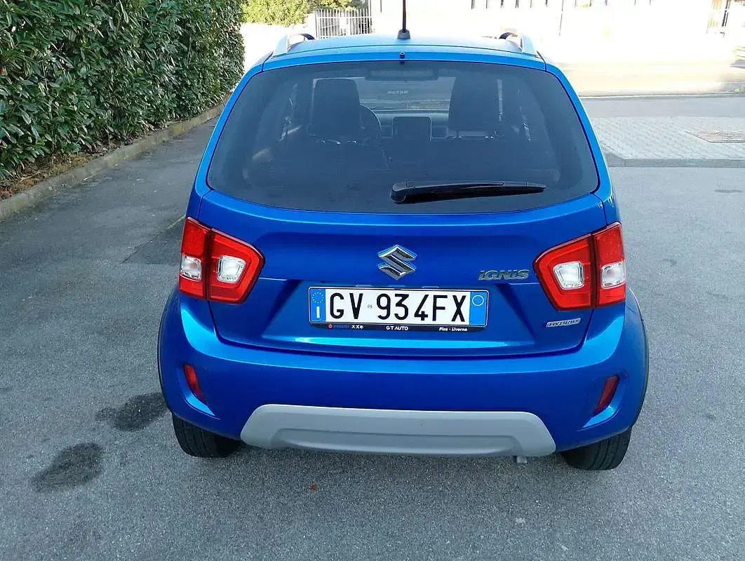 Usado Suzuki Ignis 83 CV (61 kW) 2024 Azul SUV