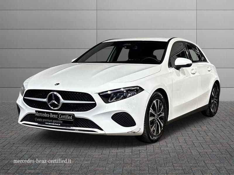 Usata Mercedes A180 Advanced 116 CV (85 kW) 2025 Bianco polare Berlina