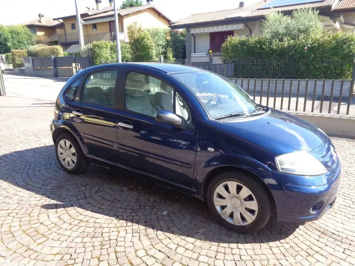 Usata Citroën C3 Exclusive 73 CV (53 kW) 2005 Blu/azzurro Utilitaria