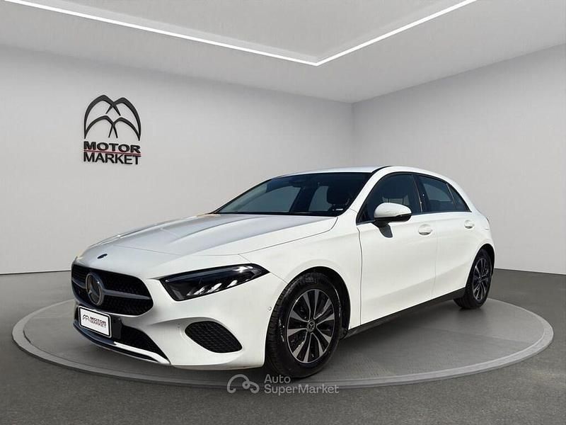 Occasion Mercedes A180 Advanced 116 ch (85 kW) 2025 Blanc Berline
