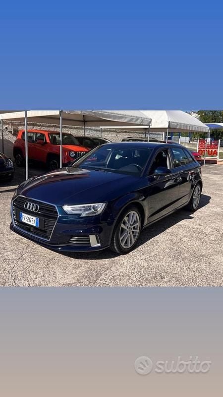 Usata Audi A3 116 CV (85 kW) 2019 Blu Berlina
