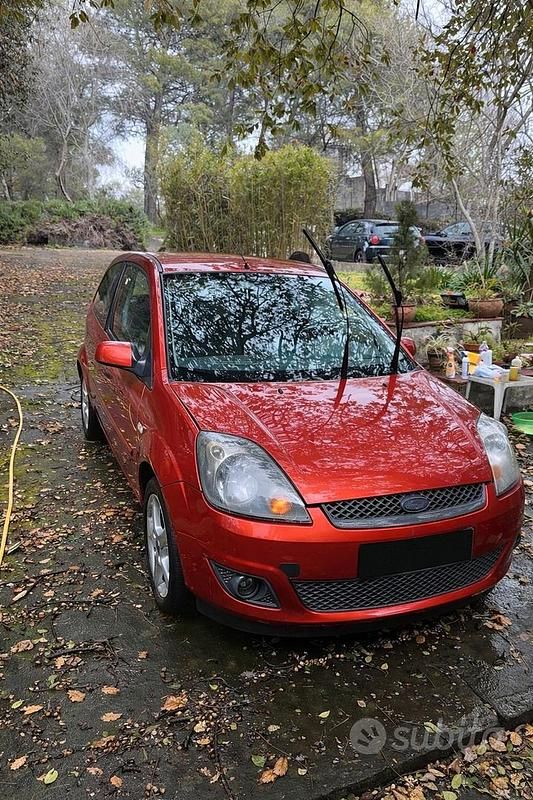 Usata Ford Fiesta 75 CV (55 kW) 2008 Utilitaria
