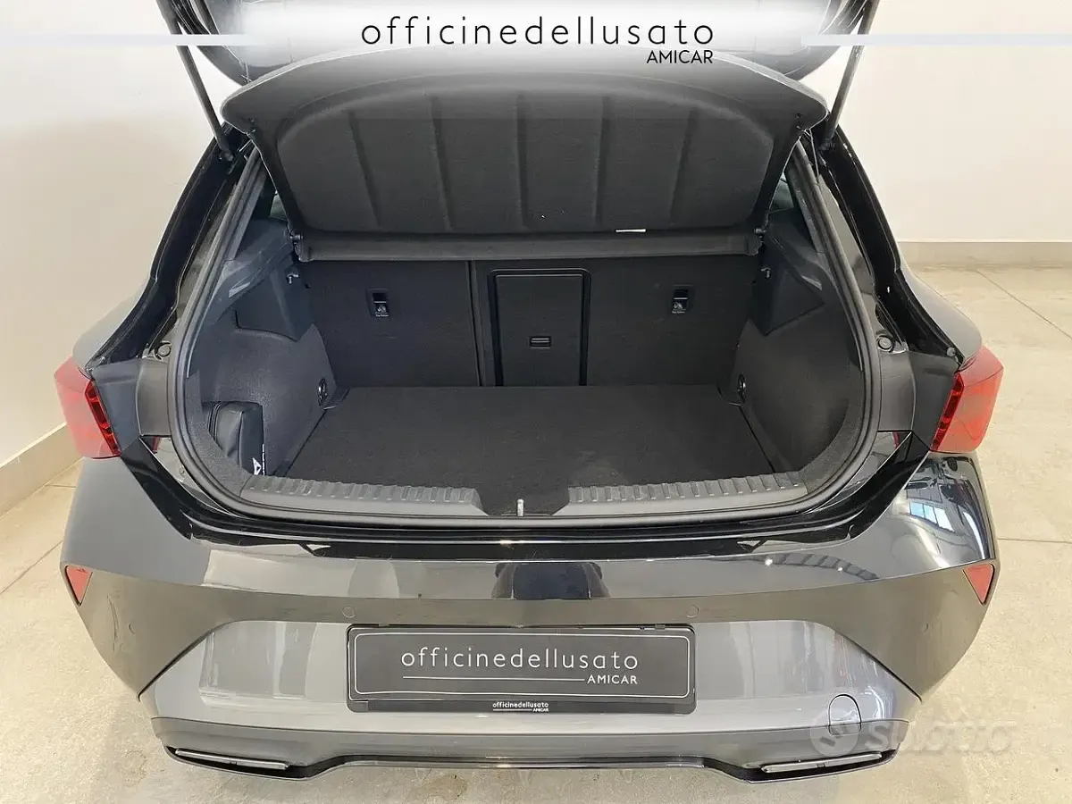 Usata Cupra Leon 150 CV (110 kW) 2025 Berlina