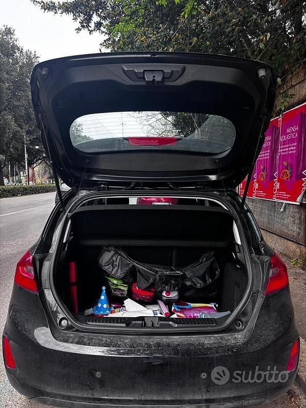 Usata Ford Fiesta S 75 CV (55 kW) 2020 Nero Utilitaria