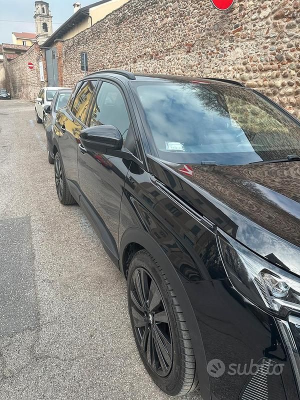 Usata Peugeot 3008 131 CV (96 kW) 2022 Nero Station wagon