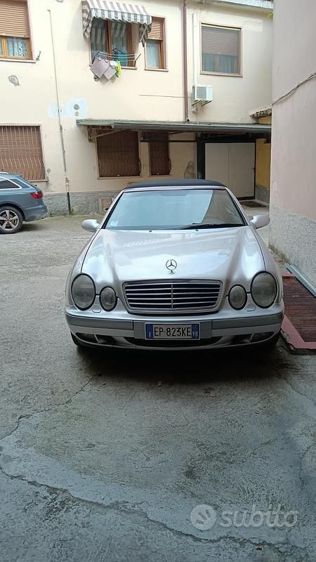 Usata 1999 Mercedes CLK200 Cabrio | 6300 € (Ottimo prezzo) - Immagine 1/4