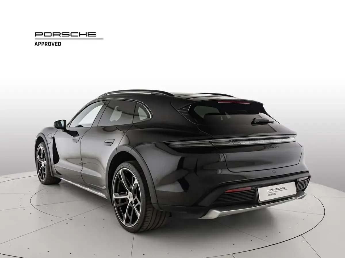 Usata Porsche Taycan 4 Cross Turismo Cross Turismo 319 kW (435 CV) 2025 Nero jet metallizzato Station wagon