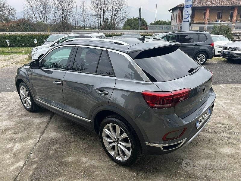 Usata VW T-Roc Style 150 CV (110 kW) 2022 Grigio SUV