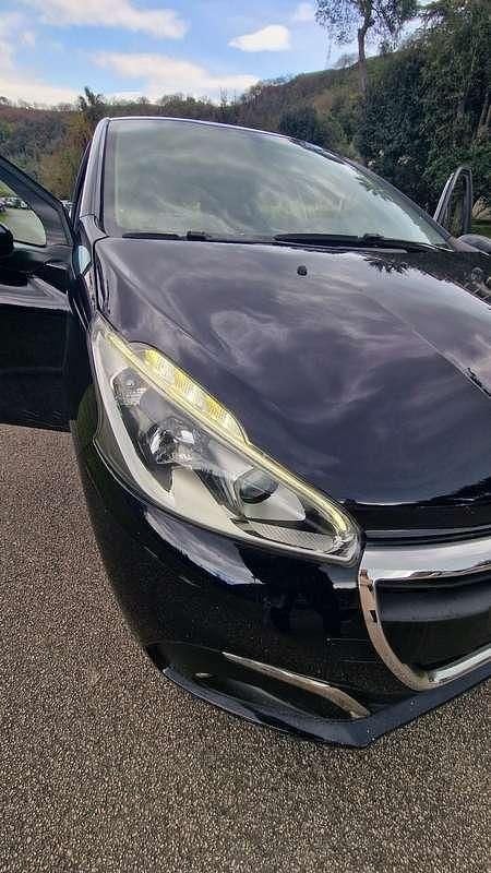 Usata Peugeot 208 Active 75 CV (55 kW) 2017 Utilitaria