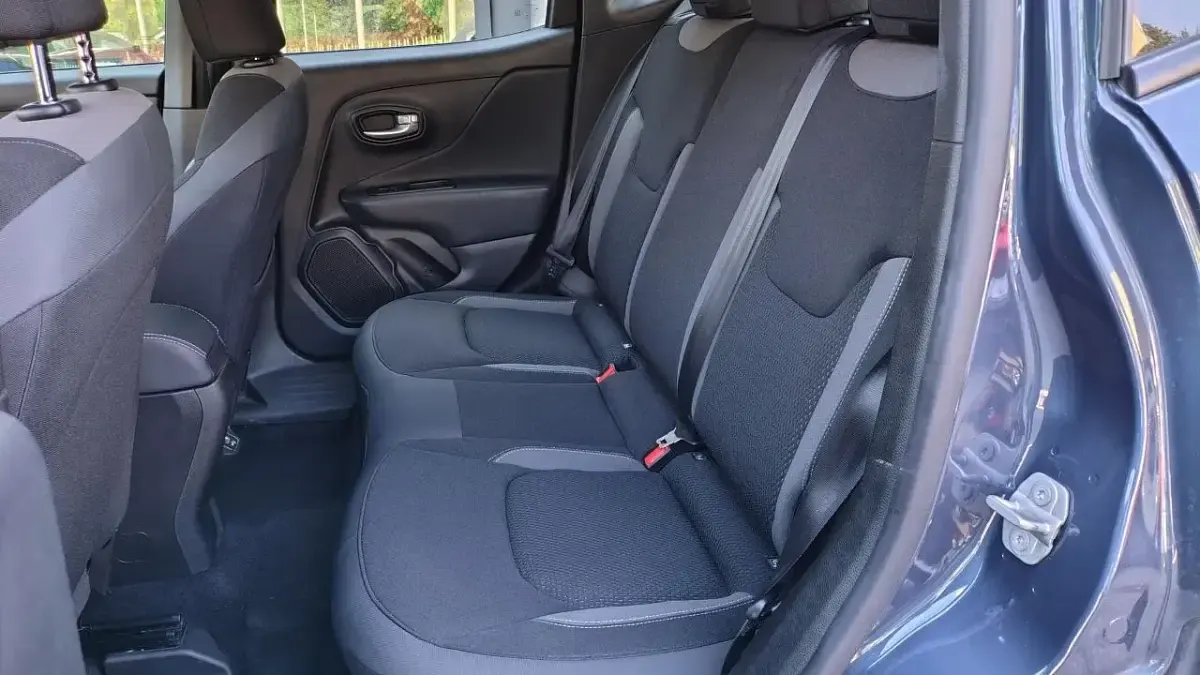 Usata Jeep Renegade Limited 120 CV (88 kW) 2024 Blu/azzurro SUV