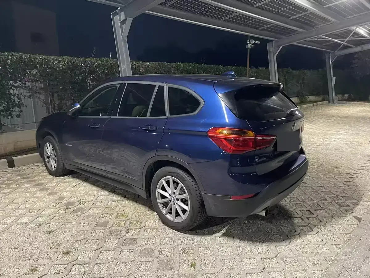 Usata BMW X1 Advantage 150 CV (110 kW) 2016 Bluazzurro SUV