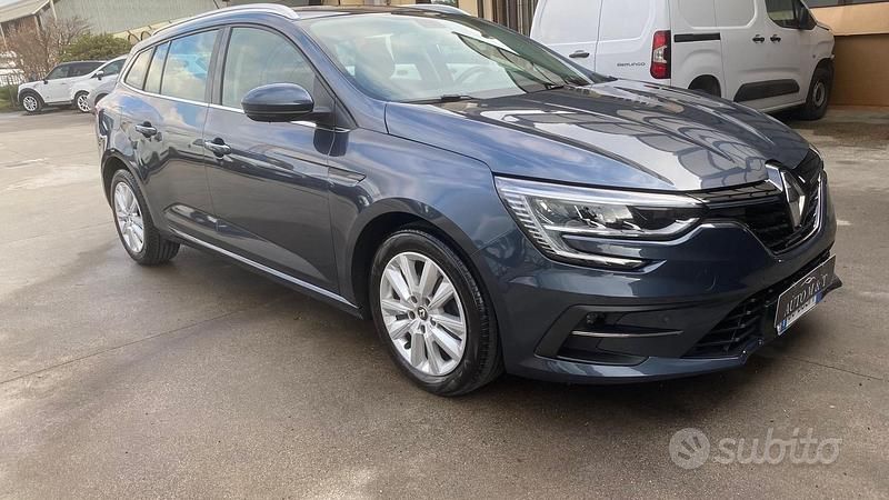 Usata Renault Mégane IV Business 115 CV (84 kW) 2020 Grigio Berlina