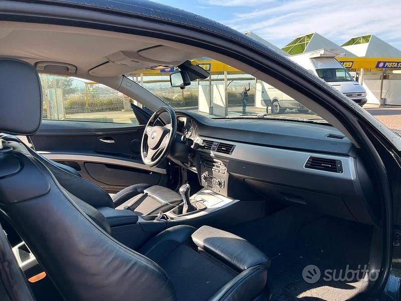 Usata BMW 320 184 CV (135 kW) 2010 Coupé