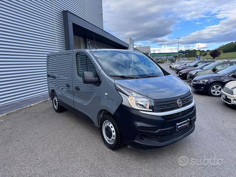 Usata Fiat Talento 120 CV (88 kW) 2021 Grigio scuro Monovolume