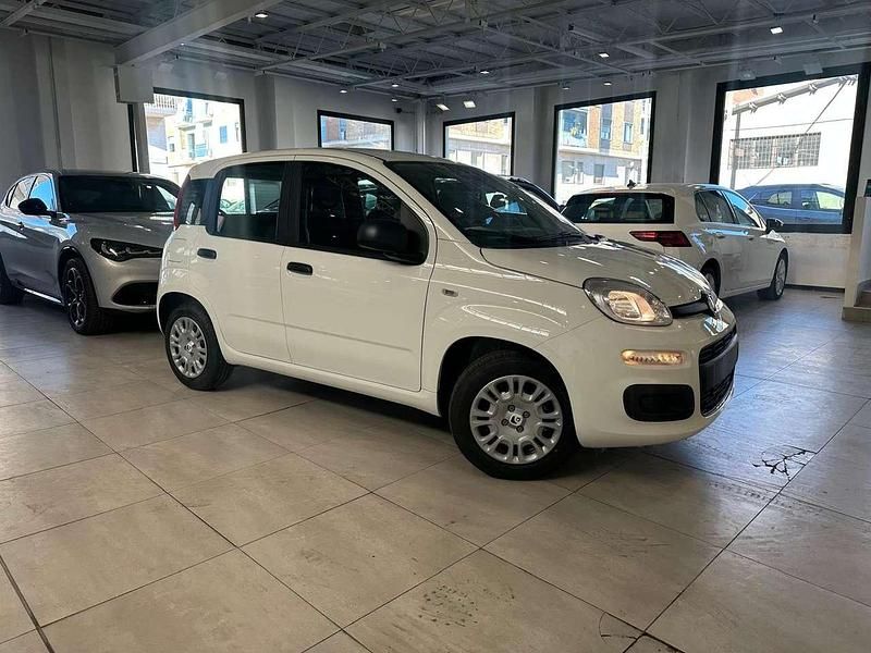 Nuova Fiat Panda Pop 69 CV (50 kW) 2026 Bianco gelato / vari colori Utilitaria