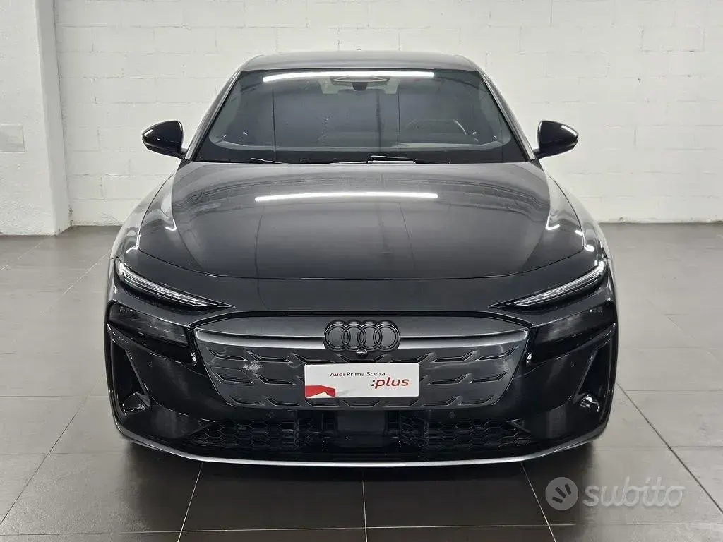 Usata Audi A6 e-tron Design 314 kW (428 CV) 2025 Grigio Berlina