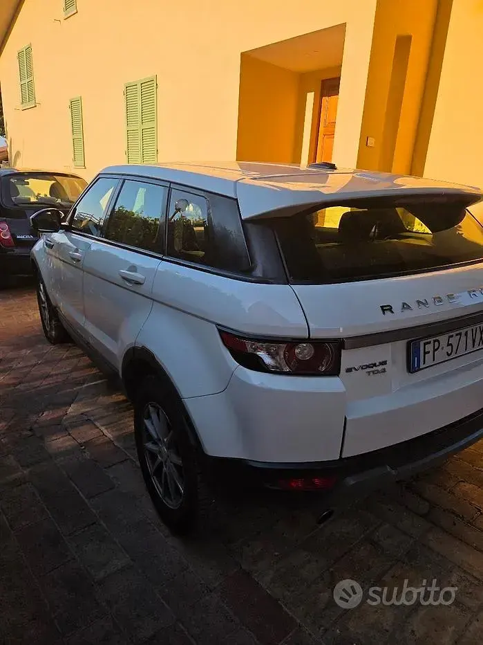 Usata Land Rover Range Rover evoque Pure 150 CV (110 kW) 2015 Bianco Station wagon