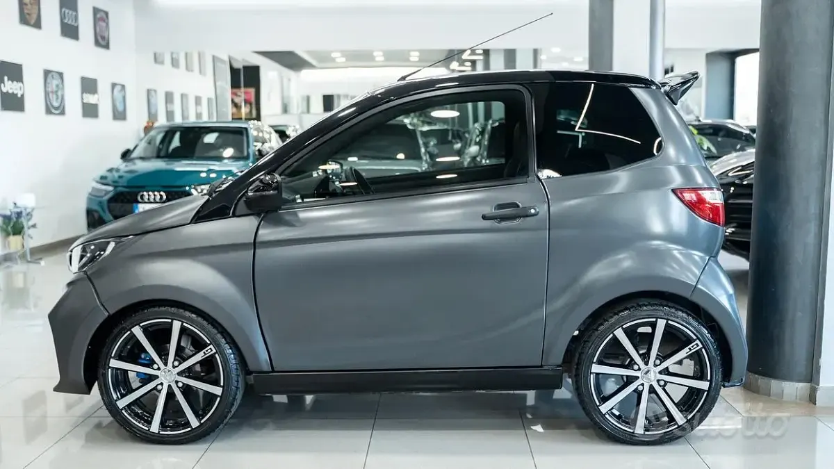 Usata Aixam City Pack 2022 Grigio Berlina