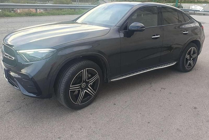 Usata Mercedes GLC300e AMG Line Premium 197 CV (144 kW) 2023 Nero Coupé