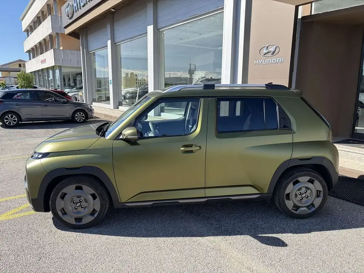 Occasion Hyundai Inster Premium 85 kW (116 PK) 2025 Groen Hatchback