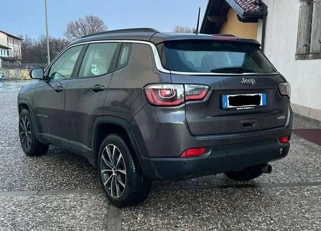 Usata Jeep Compass Longitude 120 CV (88 kW) 2017 SUV
