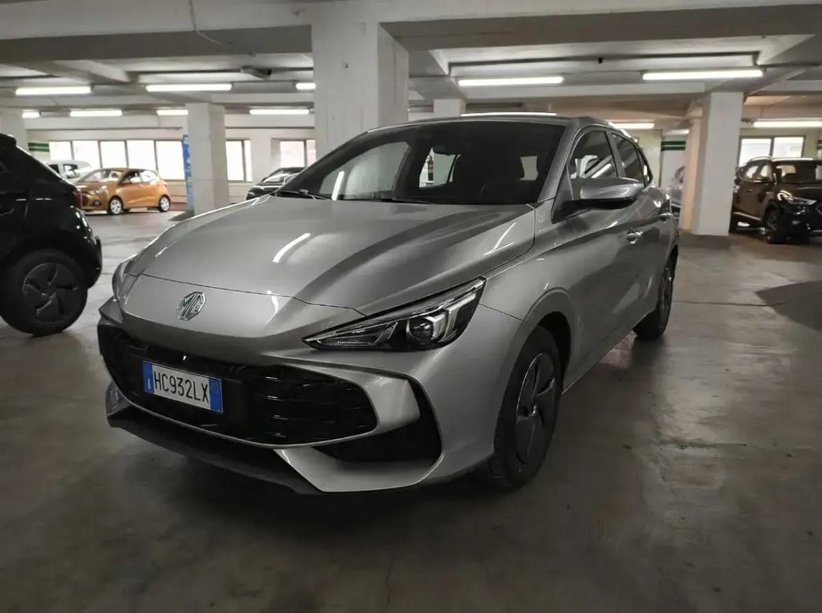 Nuova MG MG3 114 CV (83 kW) 2026 Grigio Utilitaria