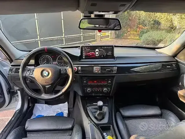 Usata BMW 320 184 CV (135 kW) 2010 Grigio Berlina