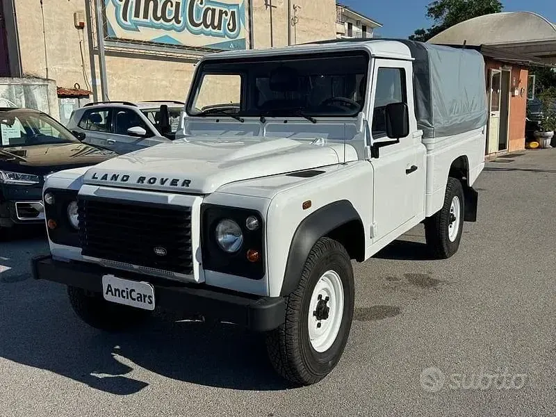 Usata Land Rover Defender 2010 Bianco Pick-up