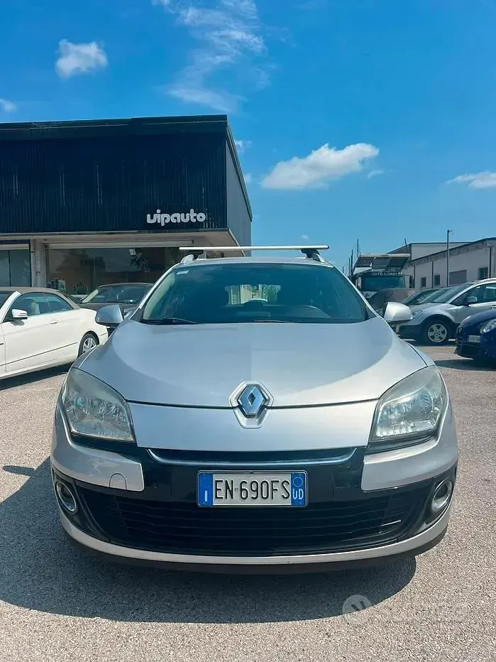 Usata Renault Mégane GrandTour Business 110 CV (80 kW) 2012 Grigio Station wagon