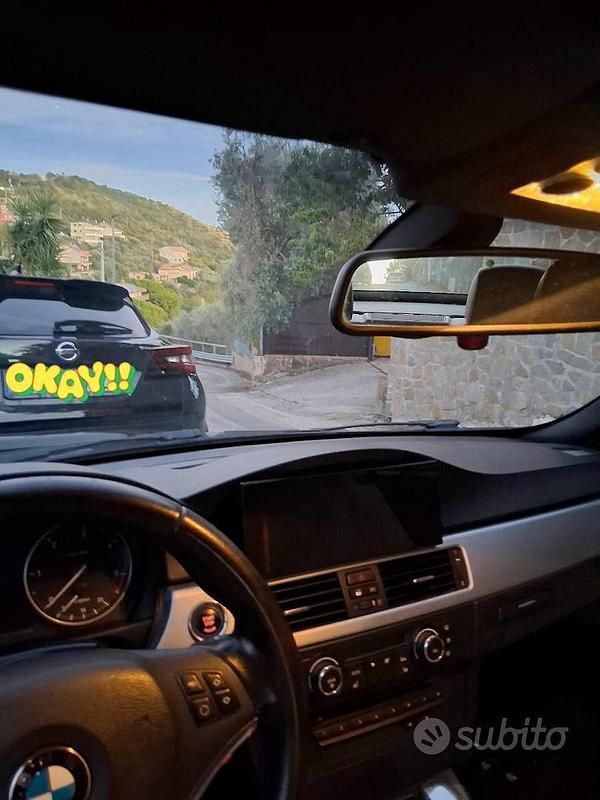 Usata BMW 320 Cabriolet 184 CV (135 kW) 2011 Blu Cabrio