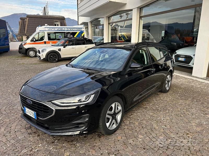 Usata Ford Focus Business Edition 120 CV (88 kW) 2022 Nero metallizzato Station wagon