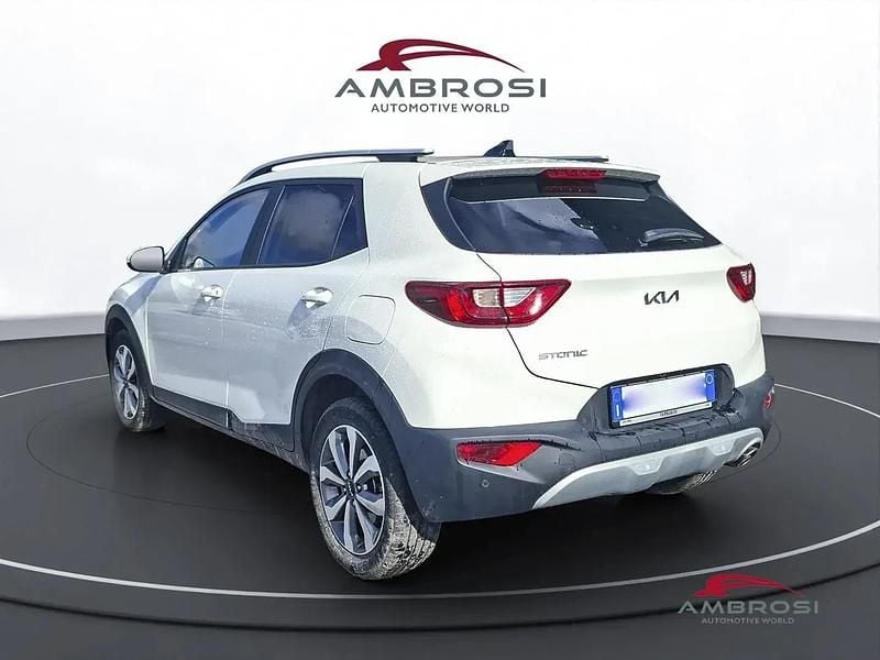 Second-hand Kia Stonic Style 84 CP (61 kW) 2025 Alb SUV