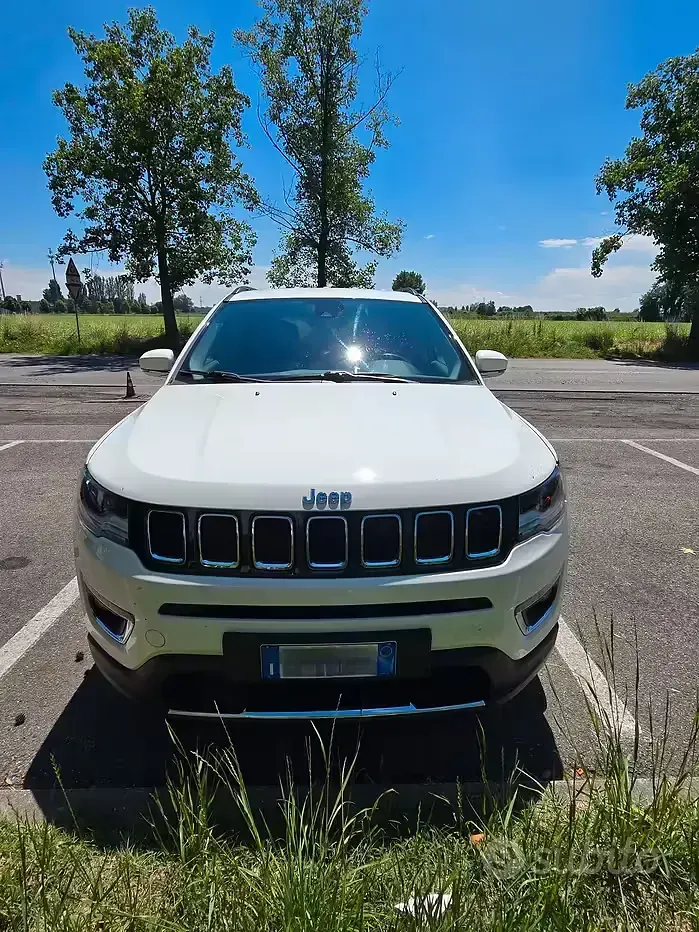 Usata Jeep Compass Limited 140 CV (102 kW) 2018 Bianco SUV
