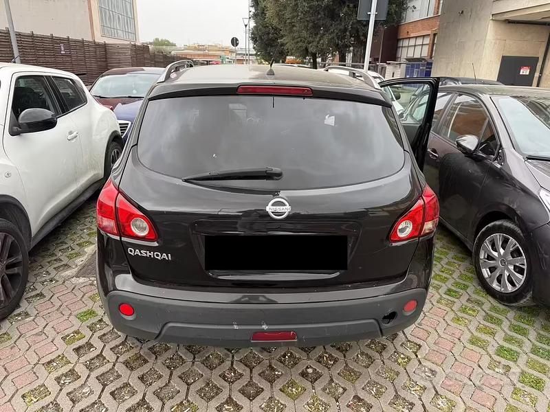 Usata Nissan Qashqai 110 CV (80 kW) 2012 Nero SUV
