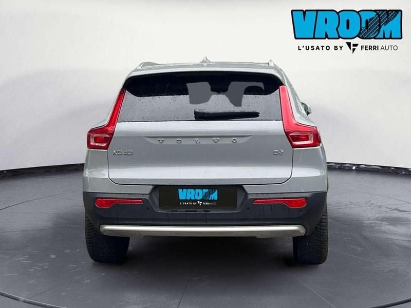 Grigio Usata 2025 Volvo XC40 Core SUV | 30.900 € (Ottimo prezzo) - Immagine 1/1