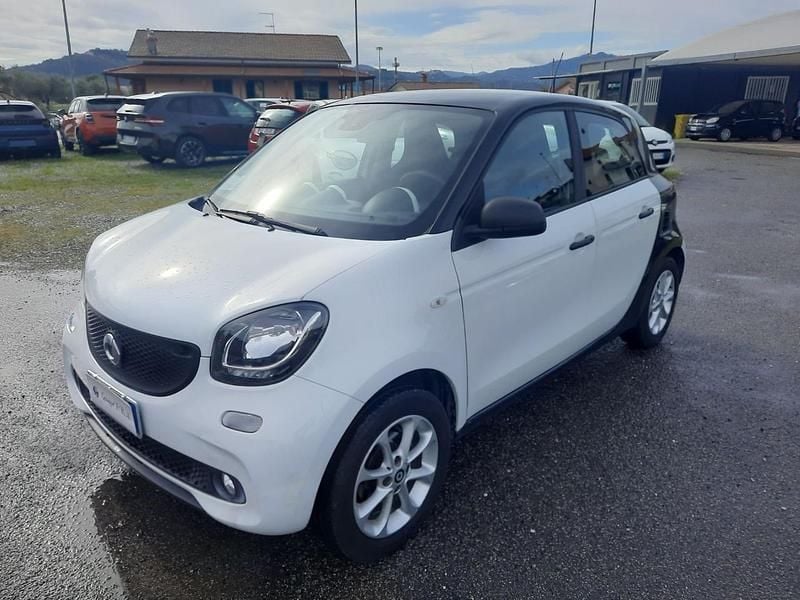 Usata Smart ForFour Passion 71 CV (52 kW) 2017 Bianco Utilitaria