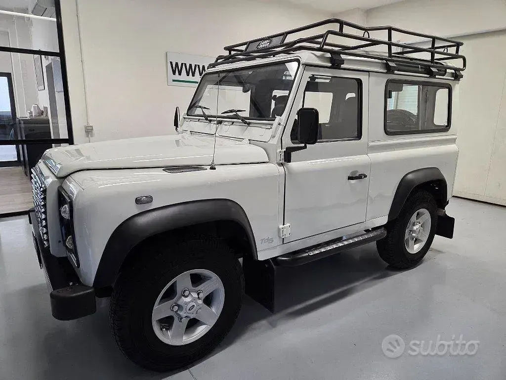Usado Land Rover Defender 122 CV (89 kW) 2004 Blanco SUV