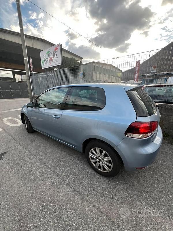 Usata 2012 VW Golf VI Due volumi | 5800 € (Ottimo prezzo) - Immagine 1/1