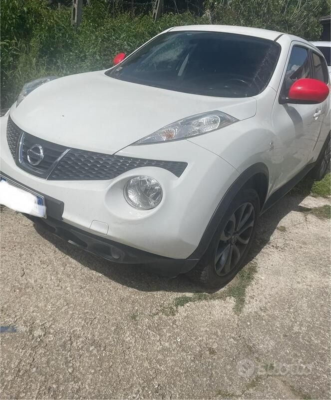 Usata Nissan Juke Tekna 110 CV (80 kW) 2013 Bianco SUV