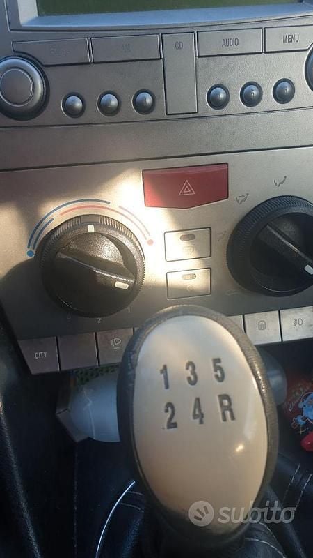 Usata Lancia Ypsilon 80 CV (58 kW) 2009 Nero Utilitaria