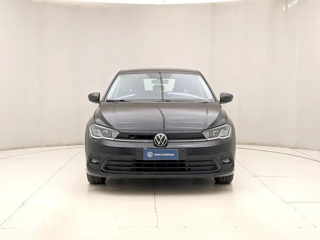 Usata VW Polo Life 95 CV (69 kW) 2023 Nero Utilitaria