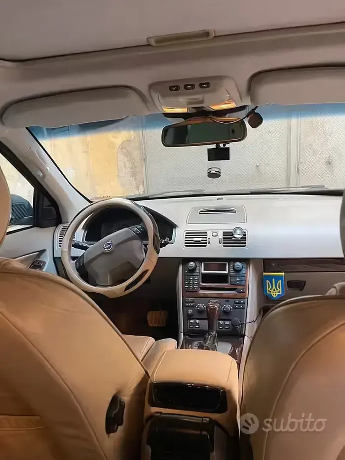 Usata Volvo XC90 163 CV (119 kW) 2005 Nero SUV