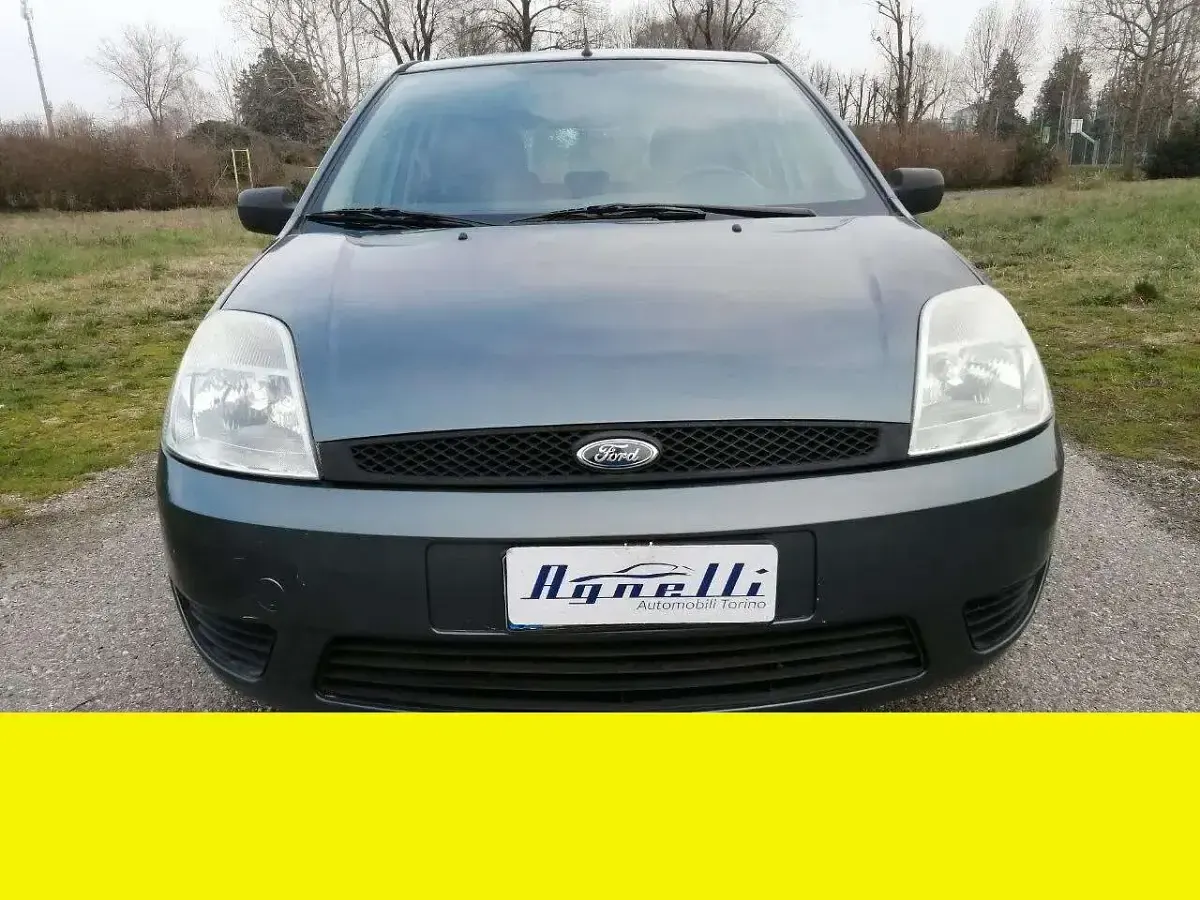 Usata Ford Fiesta 75 CV (55 kW) 2003 Other Utilitaria