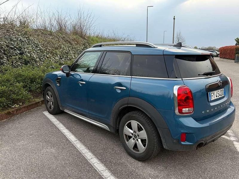Usata Mini One Countryman 102 CV (75 kW) 2019 Blu/azzurro SUV