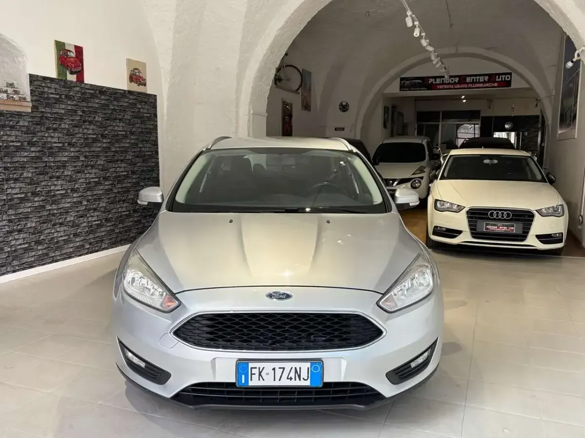 Usata Ford Focus Business Edition 120 CV (88 kW) 2017 Argento Station wagon