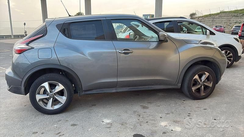Usata Nissan Juke 113 CV (83 kW) 2018 Grigio SUV